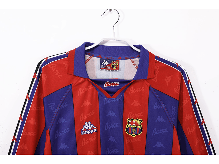 Barcelona 1995/97 (Home Kit – Long Sleeve) 2