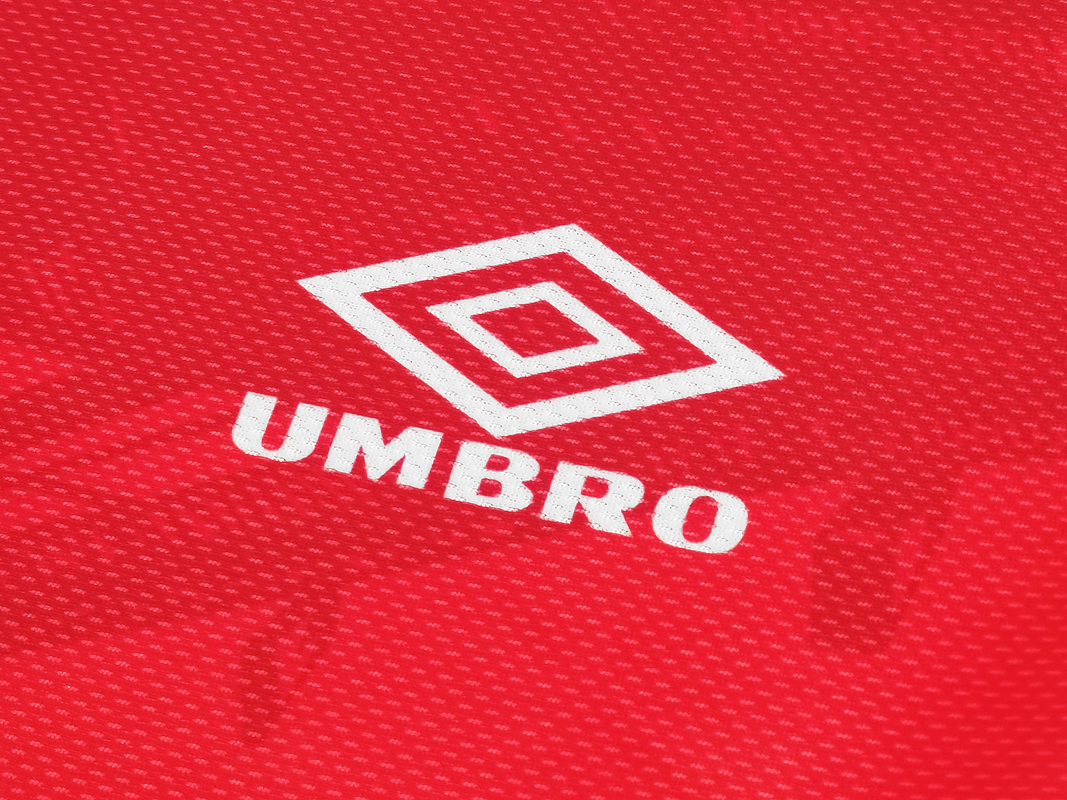 Manchester United 1994/96 (Home Kit) 3