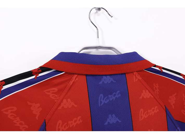 Barcelona 1995/97 (Home Kit – Long Sleeve) 4