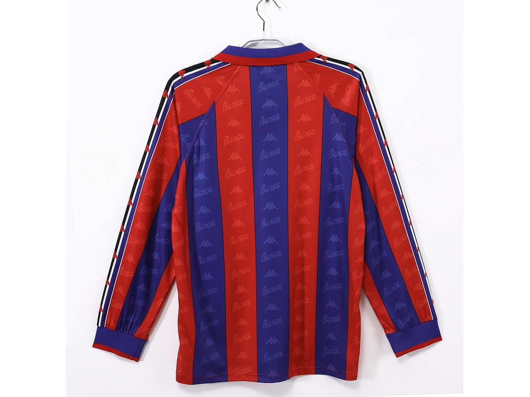 Barcelona 1995/97 (Home Kit – Long Sleeve) 7