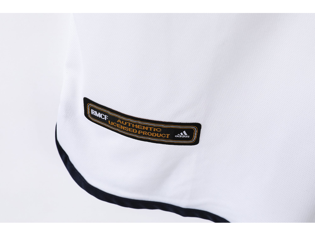 Real Madrid 2000/01 (Home Kit) 11