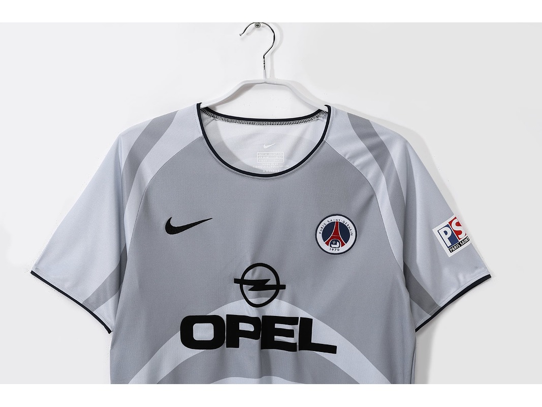 PSG 2001/02 (Away Kit) 2