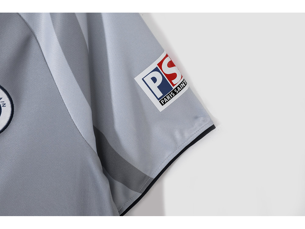 PSG 2001/02 (Away Kit) 4