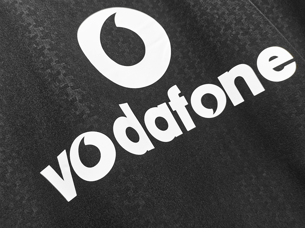 Manchester United 2003/04 (Third Kit) 3