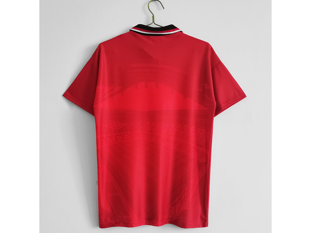 Manchester United 1994/96 (Home Kit) 9