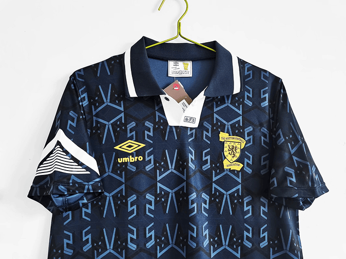 Escocia 1992/93 (Home Kit) 6