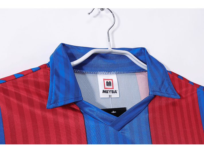 Barcelona 1989/92 (Home Kit) 5