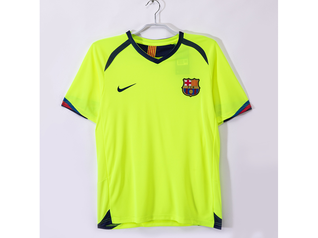 Barcelona 2005/06 (Third Kit) 1