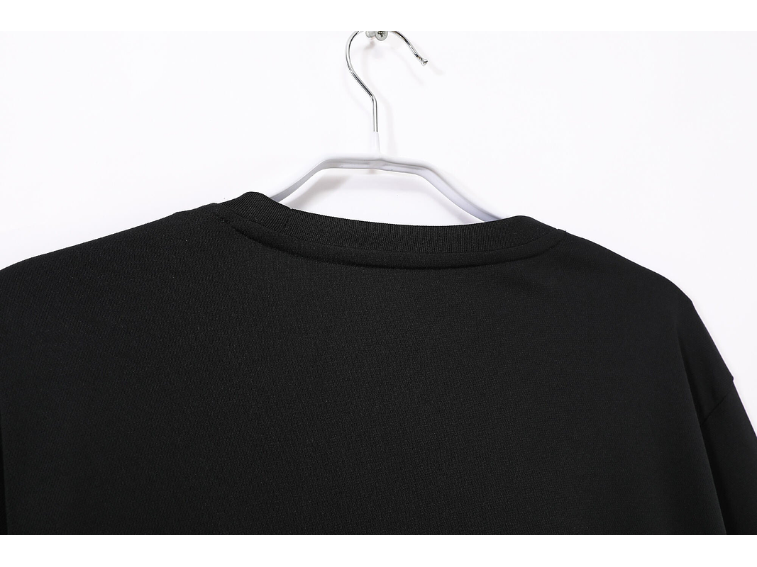 Real Madrid 2017/18 (Away Kit – Long Sleeve) 4