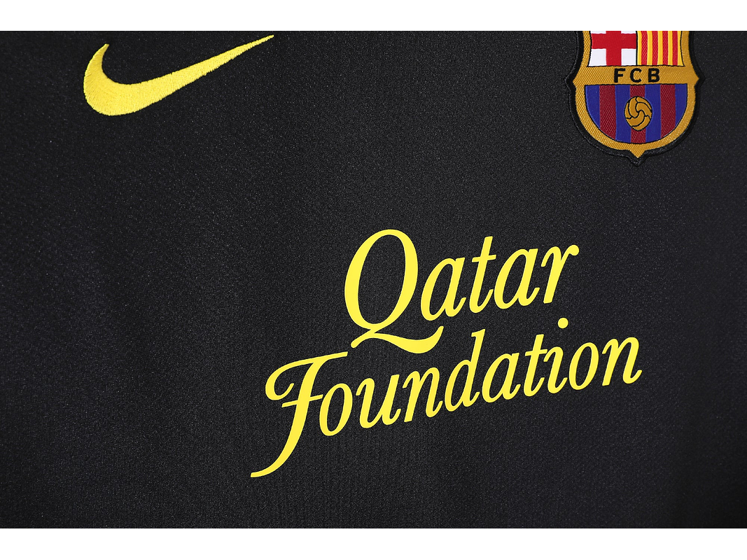 Barcelona 2011/12 (Away Kit) 5