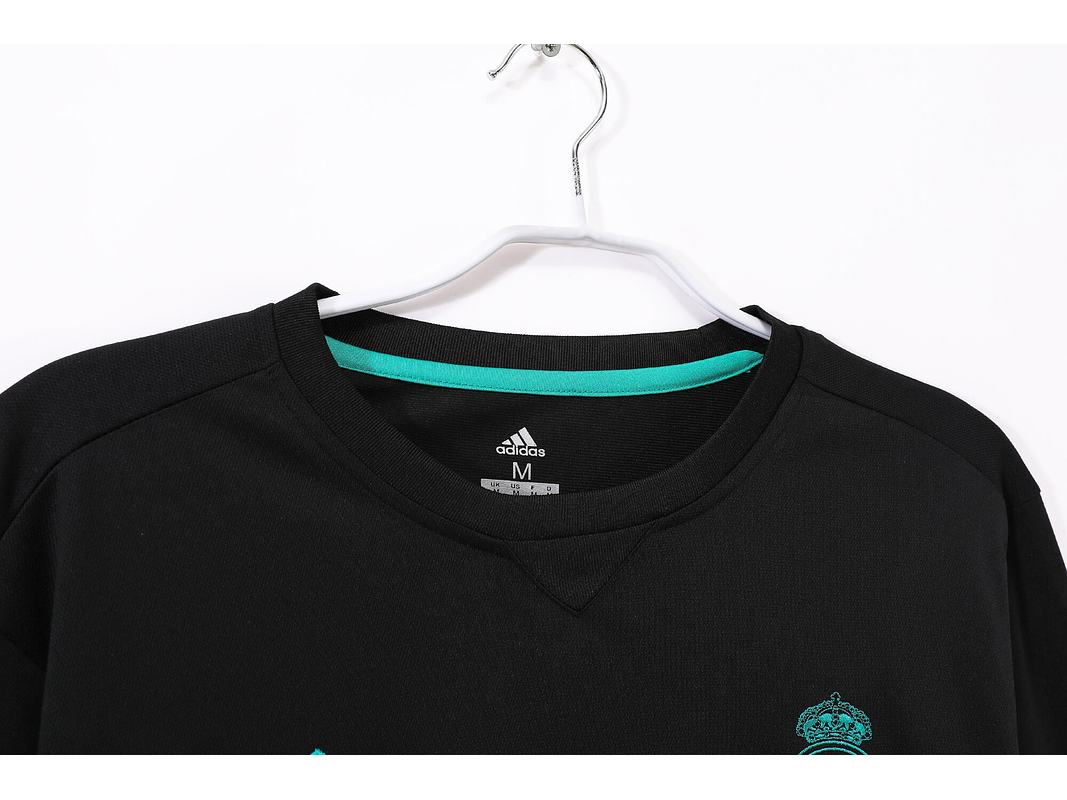 Real Madrid 2017/18 (Away Kit – Long Sleeve) 5