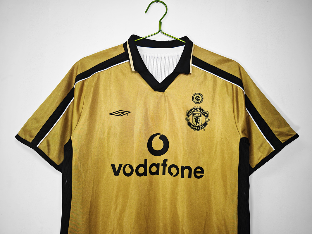 Manchester United 2001/02 Centenary (Gold) 2