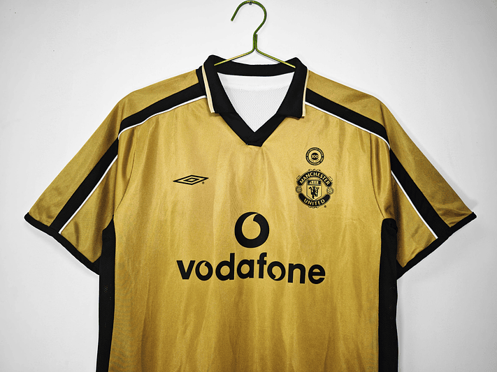 Manchester United 2001/02 Centenary (Gold) 2