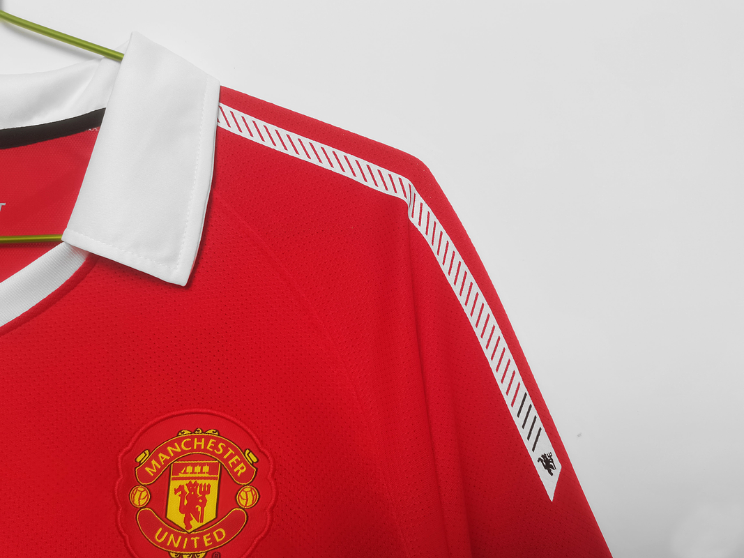 Manchester United 2010/11 (Home Kit - Long Sleeve) 8
