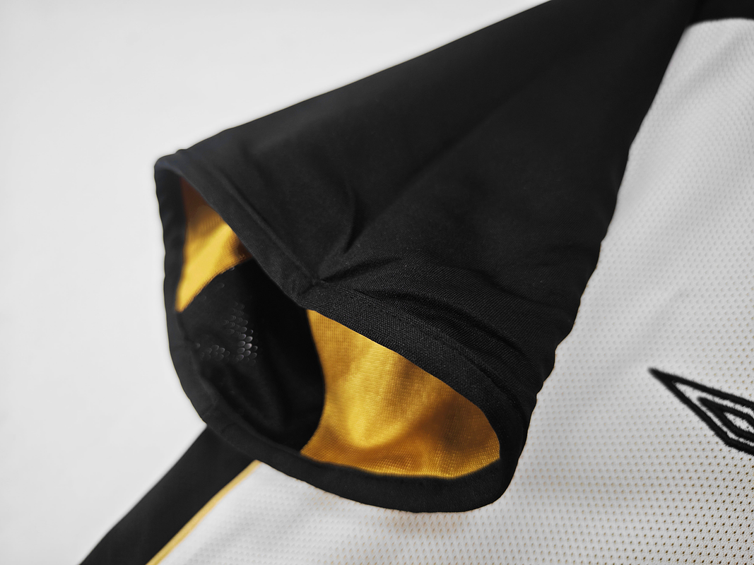 Manchester United 2001/02 Centenary (White) 5