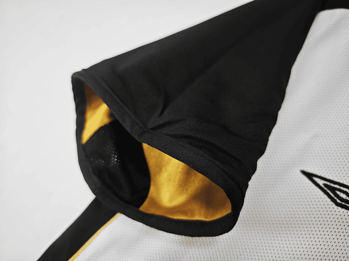 Manchester United 2001/02 Centenary (White) 5