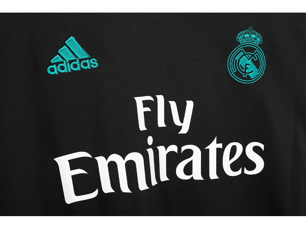 Real Madrid 2017/18 (Away Kit – Long Sleeve) 7