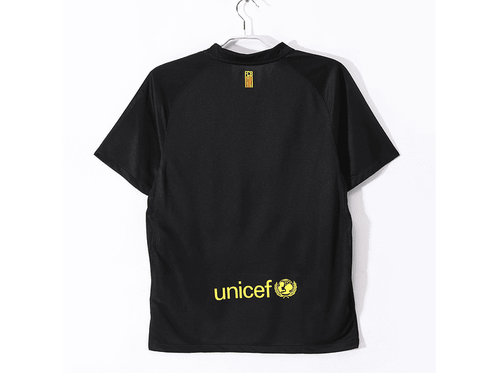 Barcelona 2011/12 (Away Kit) 9