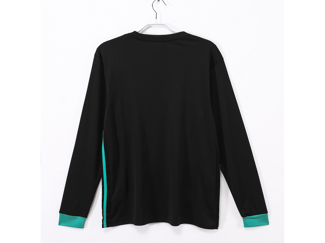 Real Madrid 2017/18 (Away Kit – Long Sleeve) 9