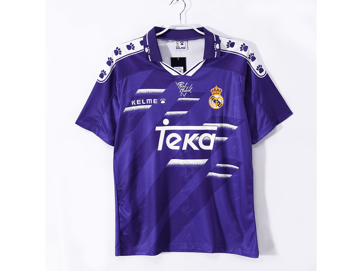 Real Madrid 1994/96 (Away Kit) 1