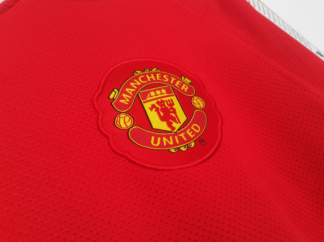 Manchester United 2010/11 (Home Kit - Long Sleeve) 12