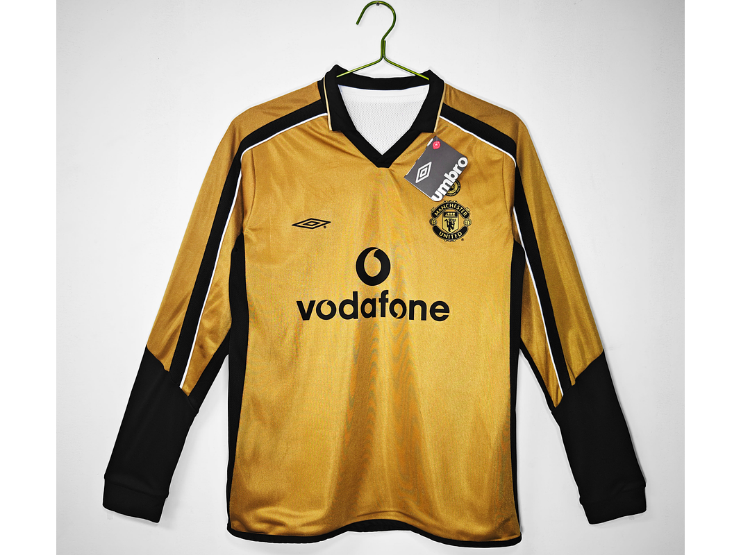 Manchester United 2001/02 Centenary (Gold - Long Sleeve) 1