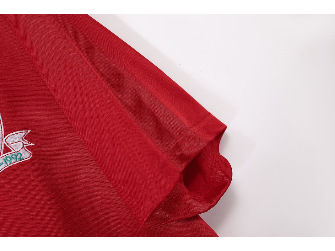 Liverpool 1992/93 (Home Kit) 4