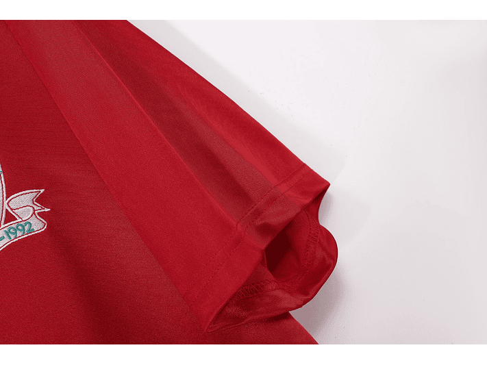 Liverpool 1992/93 (Home Kit) 4