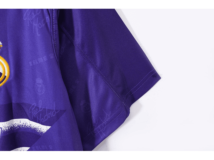 Real Madrid 1994/96 (Away Kit) 8