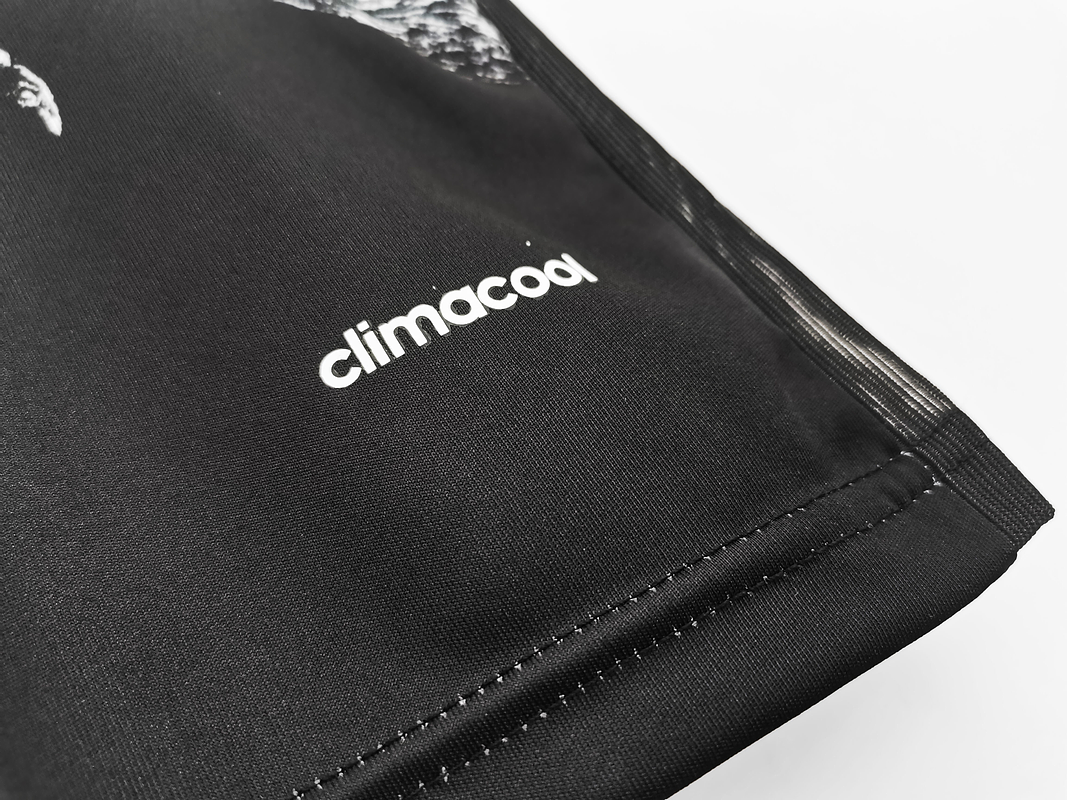 Real Madrid 2014/15 (Third Kit) 8