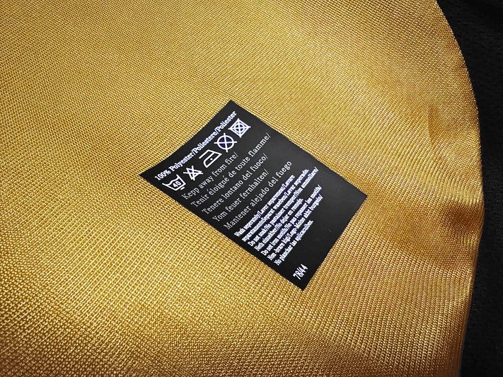 Manchester United 2001/02 Centenary (Gold - Long Sleeve) 9