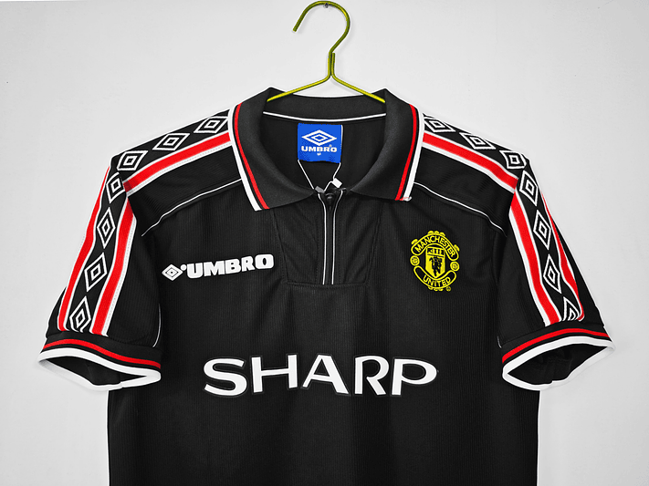 Manchester United 1998/99 (Third Kit) 9