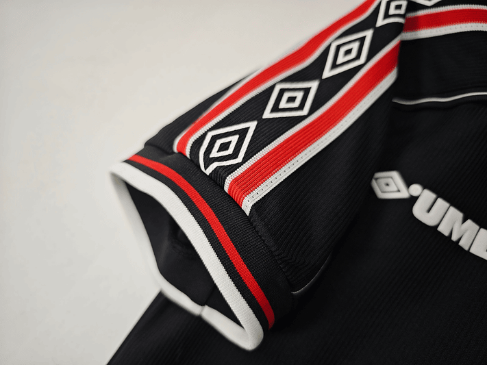 Manchester United 1998/99 (Third Kit) 11