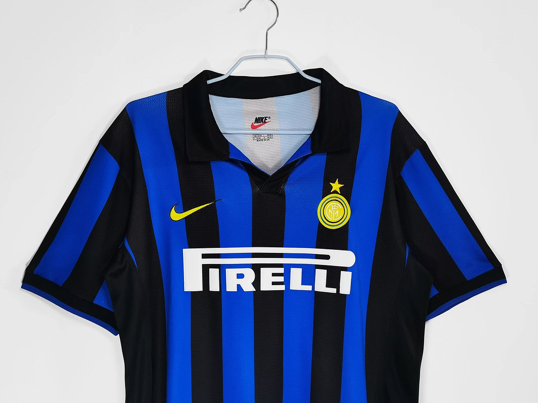 Inter de Milán 1998/99 (Home Kit) 2