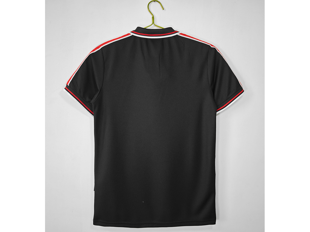 Manchester United 1998/99 (Third Kit) 12