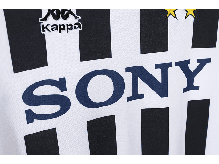 Juventus 1996/97 (Home Kit) 9