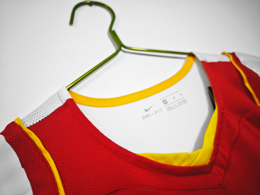 Arsenal 2004/05 (Home Kit) 3