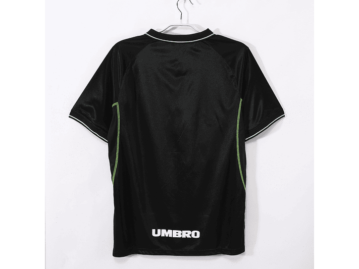 Manchester United 1998/99 (Third Kit) 5