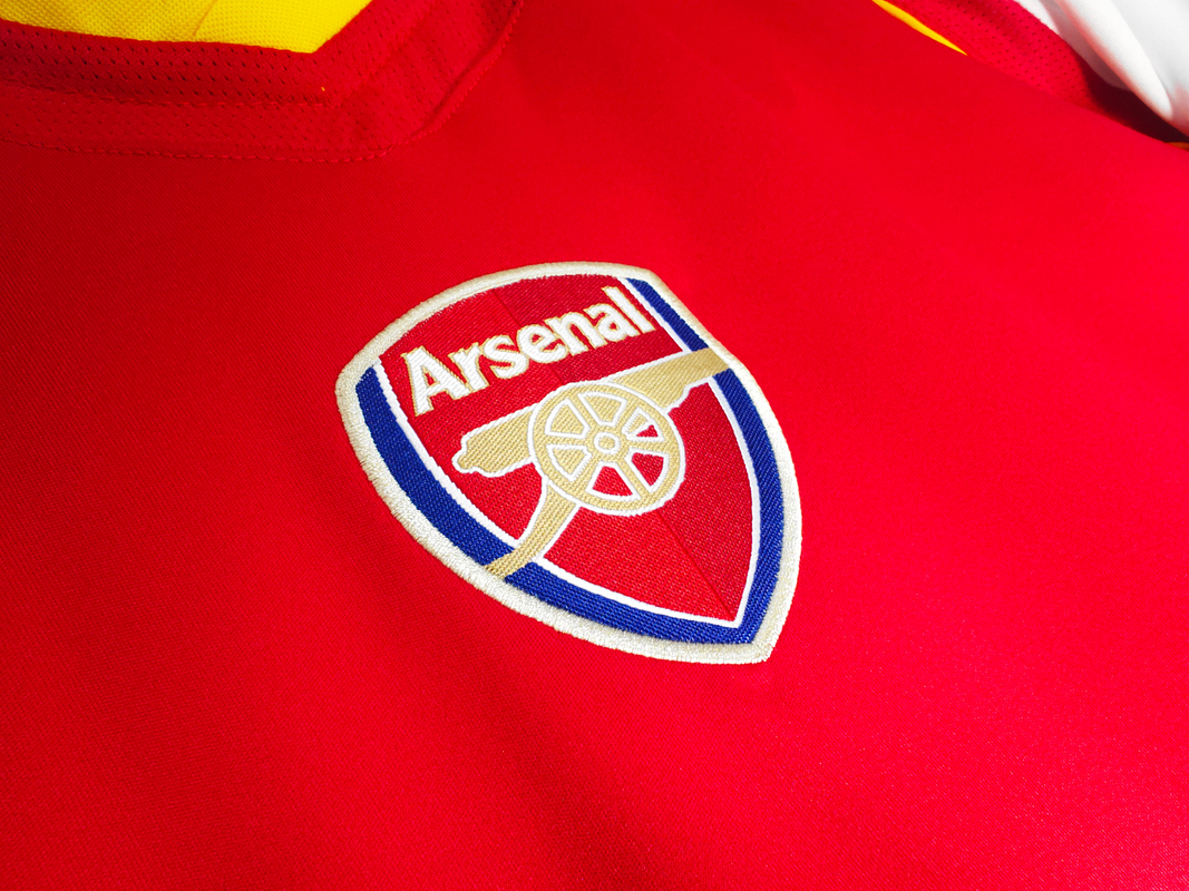 Arsenal 2004/05 (Home Kit) 4