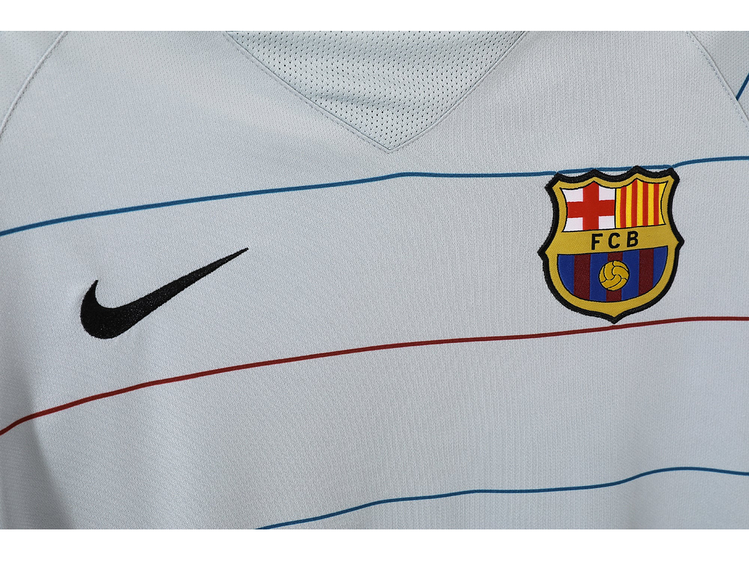 Barcelona 2003/04 (Third Kit - Long Sleeve) 7