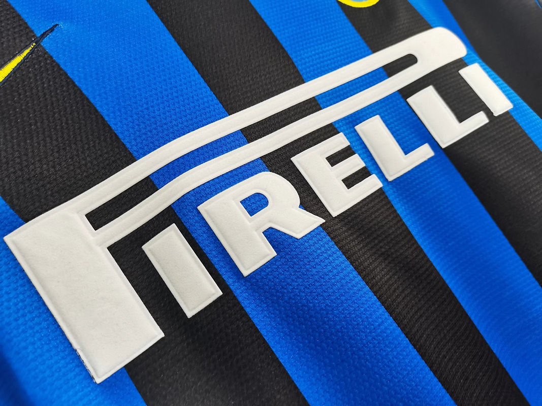 Inter de Milán 1998/99 (Home Kit) 8