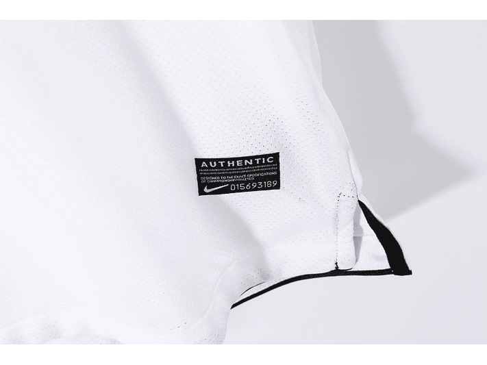 Manchester United 2010/11 (Away Kit) 11