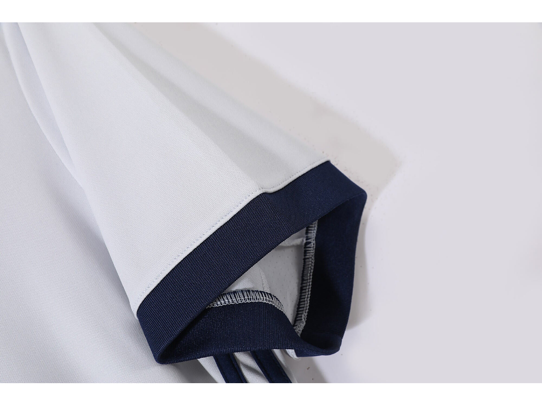 Real Madrid 2016/17 (Home Kit) 3