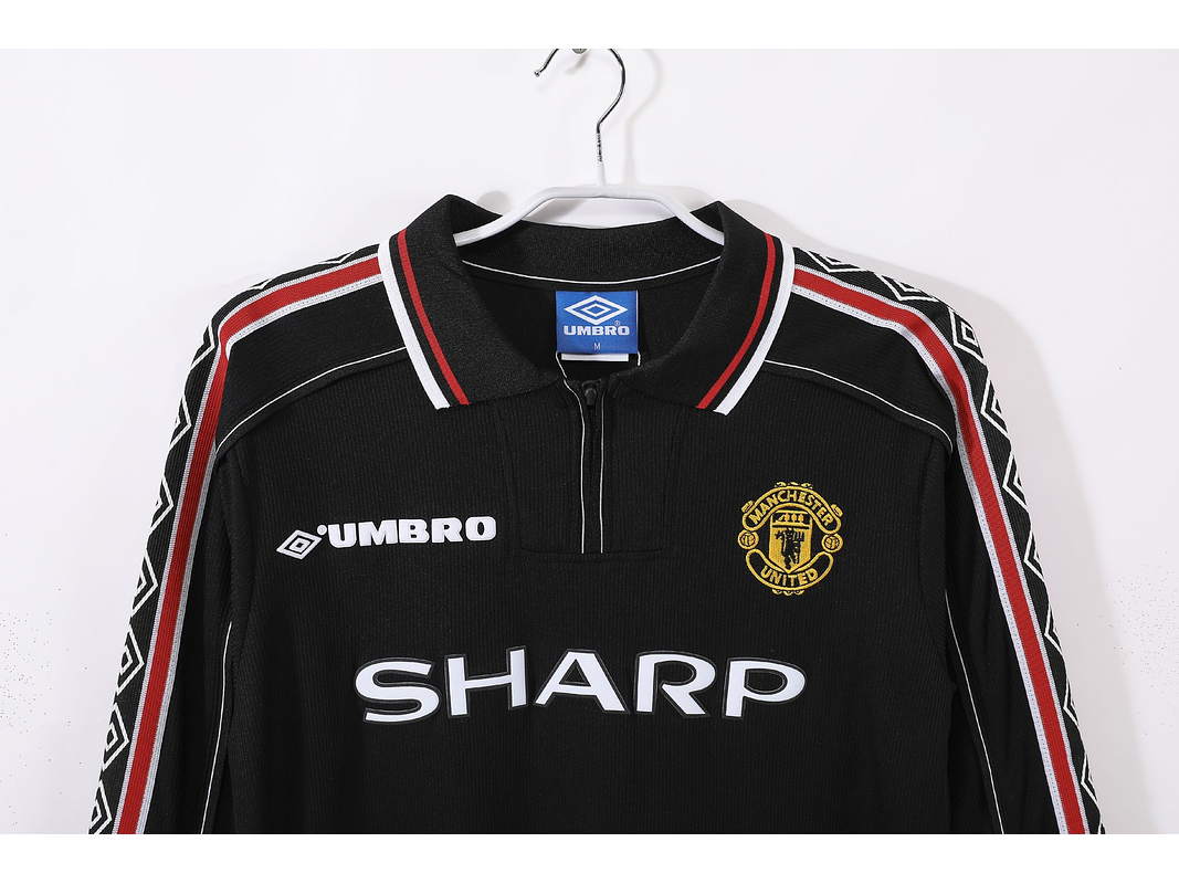 Manchester United 1998/99 (Third Kit - Long Sleeve) 2