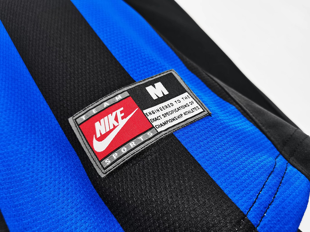 Inter de Milán 1998/99 (Home Kit) 12