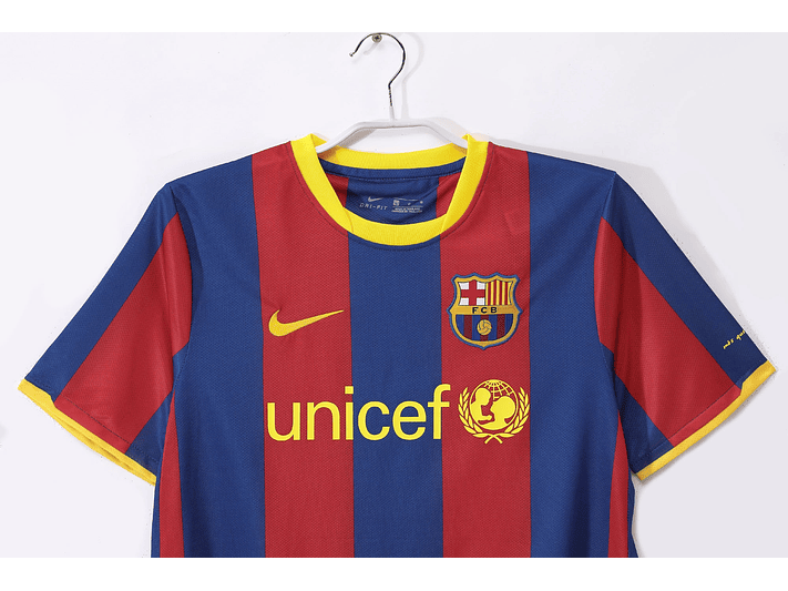 Barcelona 2010/11 (Home Kit) 2