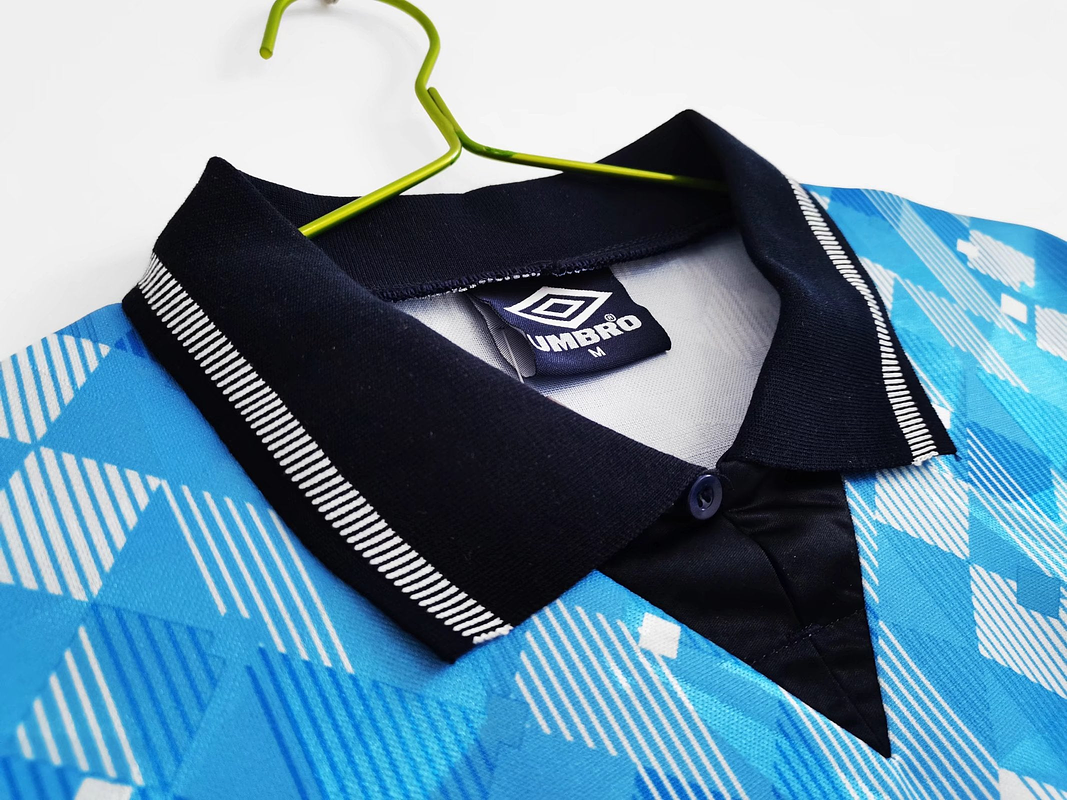 Inglaterra 1990/92 (Away Kit) 9