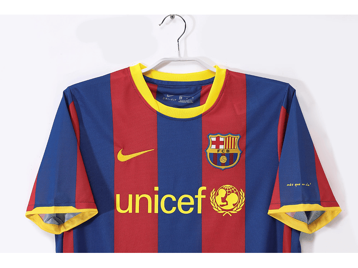 Barcelona 2010/11 (Home Kit) 5