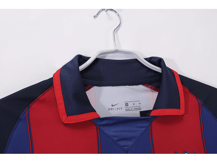 Barcelona 2003/04 (Home Kit) 5