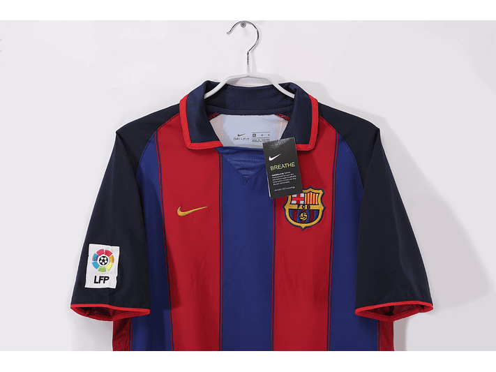 Barcelona 2003/04 (Home Kit) 6